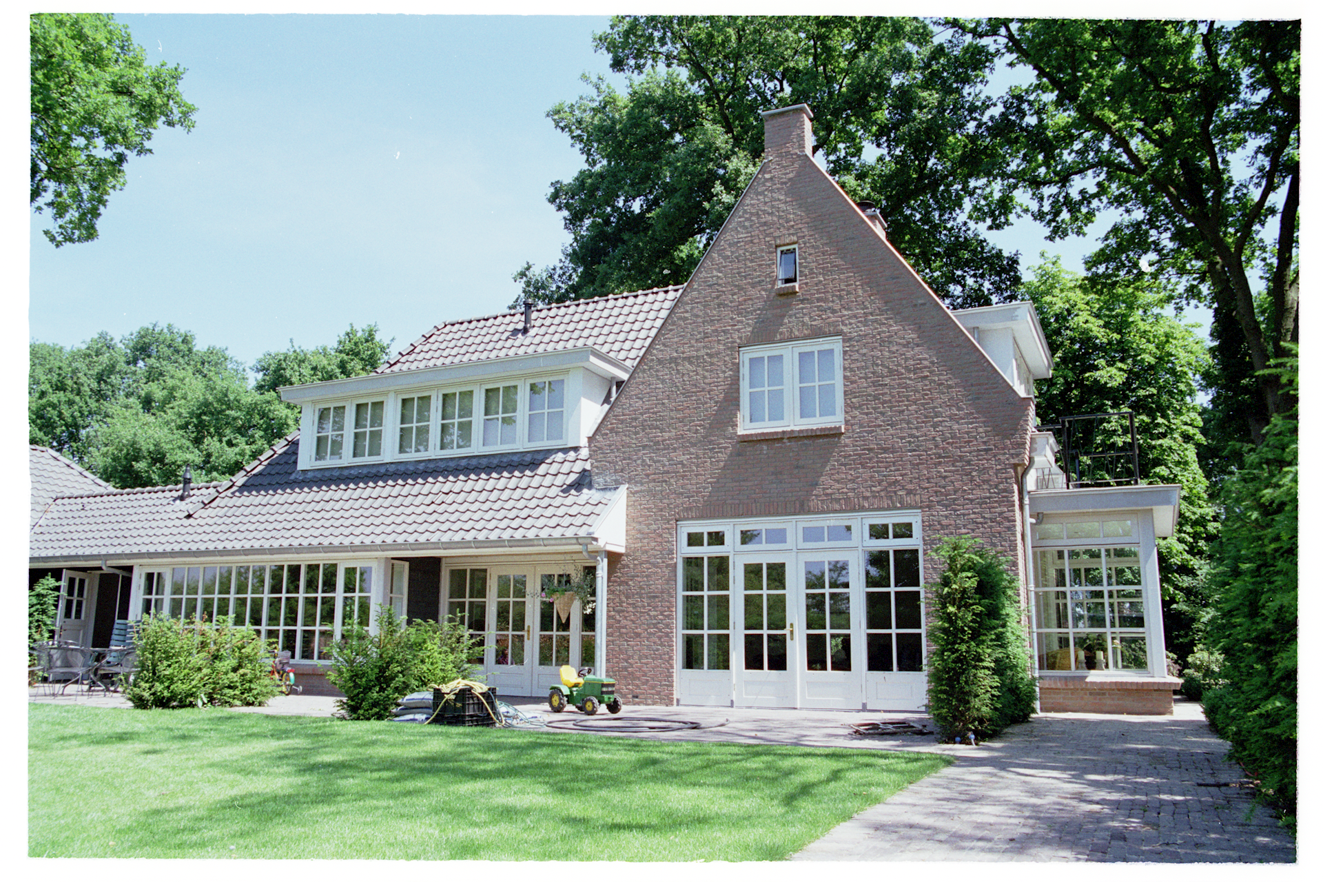 Van Dijk 02.bmp